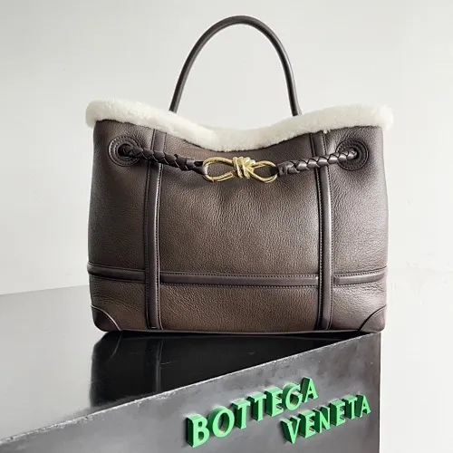 All categories 💚 Authentic bags 💚 BV 2025 new BV handbags